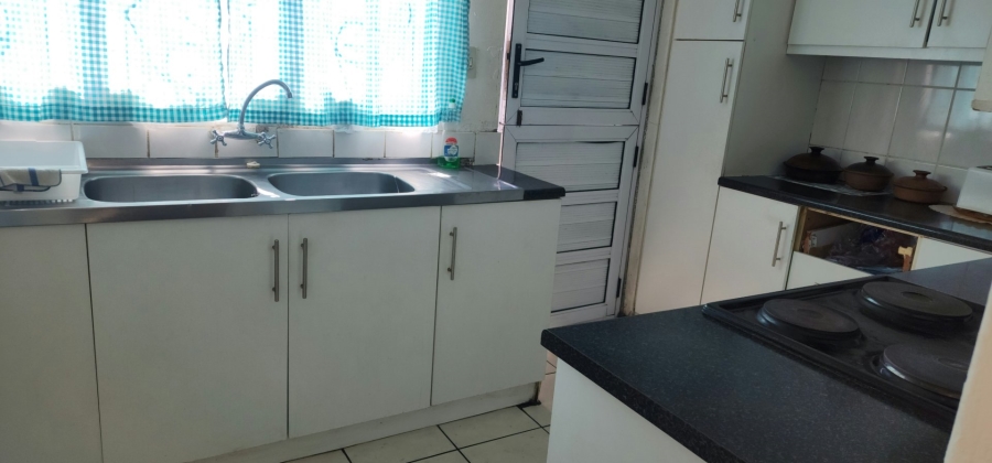 3 Bedroom Property for Sale in Palm Park Western Cape